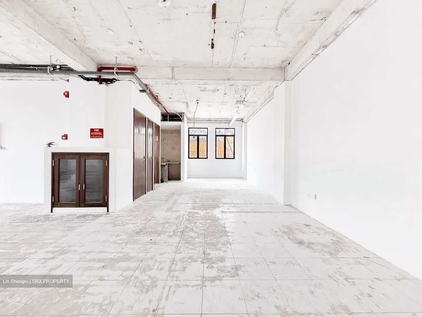 Ocbc Paya Lebar Mrt Station - Circle Line (D14), Office #583855401